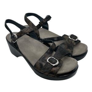 Dansko Sandals Women's Size 40 EU Black Shiny Silver Buckle Sandi Slingbacks